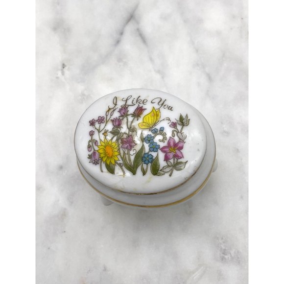 Small Floral Trinket Ring Box Gold Trim Friendship Japan Porcelain Wildflowers - Picture 1 of 9